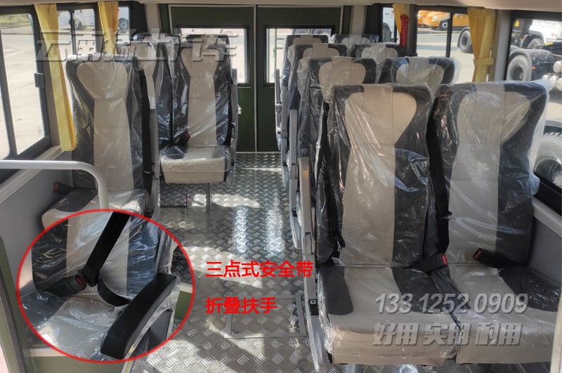 沙漠客車(chē),四驅(qū)越野客車(chē),東風(fēng)客車(chē),15座中巴車(chē),沙漠旅游車(chē)