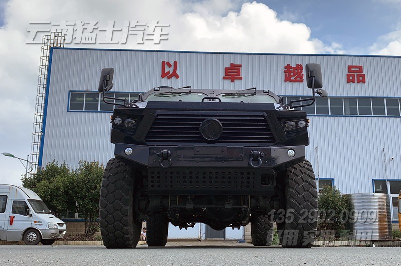東風猛士四驅(qū)裝甲車,EQ5091猛士車,第三代東風猛士,東風猛士車出口,防護型猛士裝甲車,東風猛士越野車
