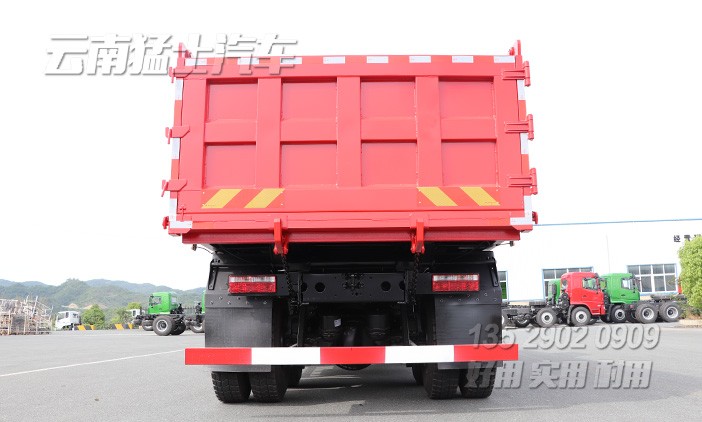 東風紅旋風,東風6*4自卸車,后八輪自卸車,東風卡車銷售,東風后八輪配置,可拉16噸自卸車