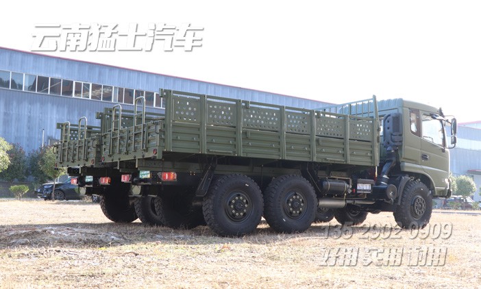 東風(fēng)天錦越野車,六驅(qū)EQ2102越野卡車,六驅(qū)越野底盤,東風(fēng)卡車,190馬力越野卡車,卡車出口