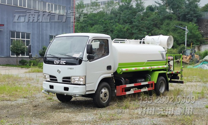 東風(fēng)福瑞卡灑水車(chē),東風(fēng)輕卡灑水車(chē),防疫消毒車(chē),農(nóng)藥噴灑車(chē),市政環(huán)衛(wèi)車(chē),綠化噴灑車(chē),抑塵車(chē),4*2小型環(huán)衛(wèi)車(chē)