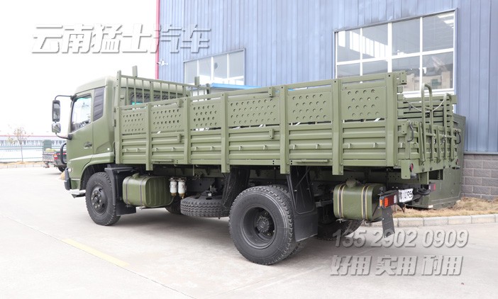 東風(fēng)運兵車,4*2東風(fēng)卡車,東風(fēng)天錦6噸卡車,東風(fēng)天錦運輸車,EQ1120GA,軍用越野卡車