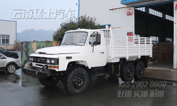 東風(fēng)六驅(qū)越野車,東風(fēng)尖頭卡車,四驅(qū)六驅(qū)長(zhǎng)頭卡車,東風(fēng)卡車出口,EQ240,6*6越野運(yùn)輸車