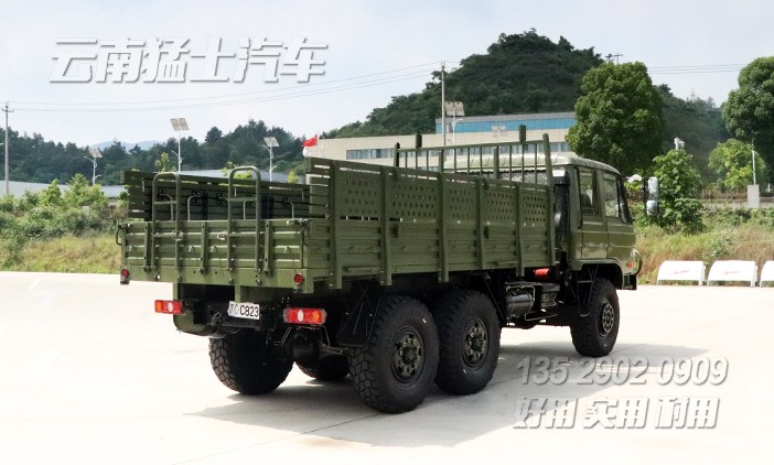 東風越野卡車,雙排卡車銷售,3.5噸越野卡車,EQ2102運兵車,東風四驅六驅卡車,東風卡車出口