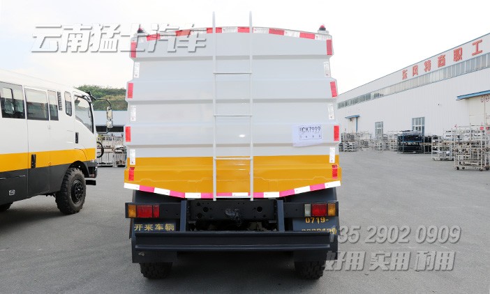 六驅(qū)越野專(zhuān)用車(chē),救援搶險(xiǎn)車(chē),油料運(yùn)輸車(chē),特種客車(chē),工程加運(yùn)油車(chē),3立方加油車(chē)