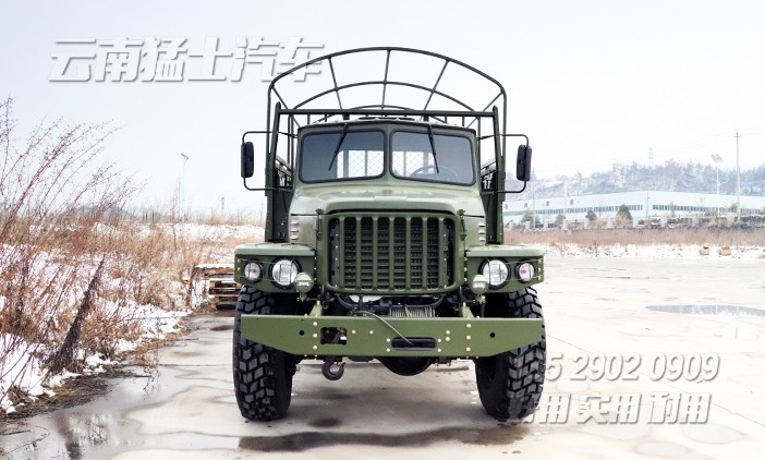 東風(fēng)六驅(qū)卡車,六驅(qū)越野卡車,EQ2100,東風(fēng)軍車,軍用運兵車,全驅(qū)運兵車,尖頭越野卡車,東風(fēng)245