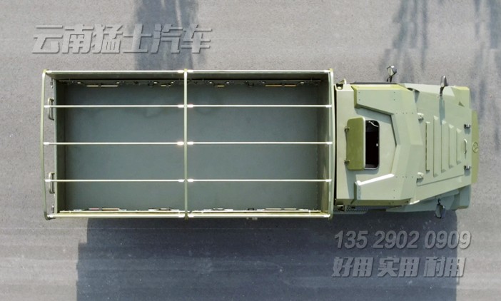 六驅(qū)裝甲車,越野運(yùn)兵車,防護(hù)型裝甲車,防彈越野車,長(zhǎng)頭運(yùn)兵車,國(guó)際維和車,部隊(duì)訓(xùn)練指揮車,越野專用車,定制化出口車改裝