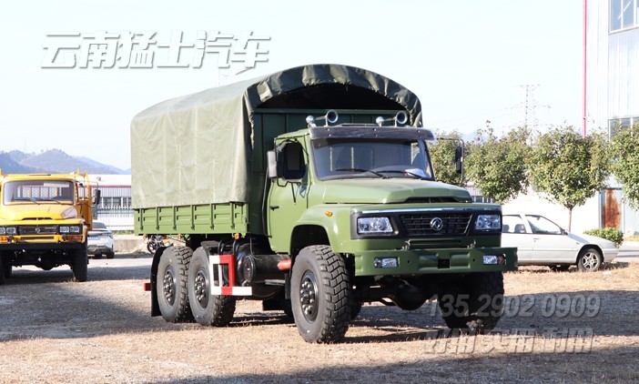 東風(fēng)尖頭自卸車,東風(fēng)六驅(qū)卡車,六驅(qū)自卸車,越野自卸車,自卸車出口,6*6自卸車,EQ2100貨車