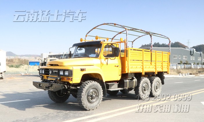 東風(fēng)六驅(qū)卡車,出口型卡車,尖頭載貨汽車,長(zhǎng)頭越野貨車,東風(fēng)經(jīng)典軍車,二噸半卡車,軍用越野車