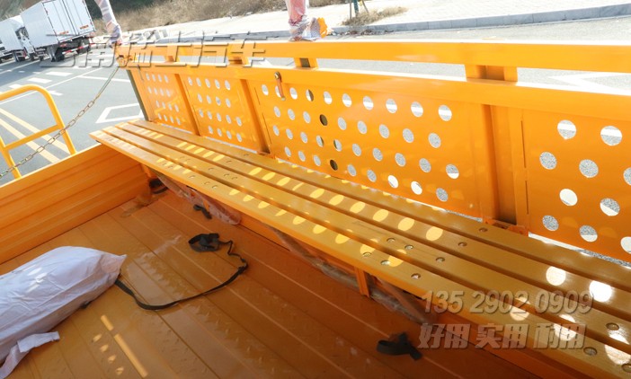 東風(fēng)六驅(qū)卡車,出口型卡車,尖頭載貨汽車,長(zhǎng)頭越野貨車,東風(fēng)經(jīng)典軍車,二噸半卡車,軍用越野車
