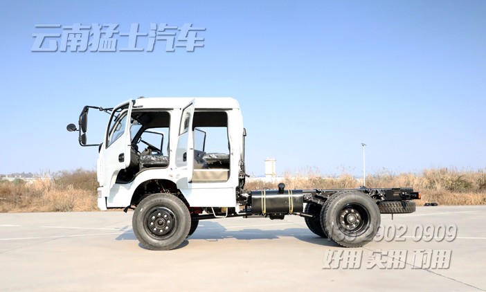 東風雙排卡車,右舵卡車底盤,東風輕卡底盤,多利卡雙排底盤,4*4底盤改裝廠家,越野專用車底盤,右舵底盤出口