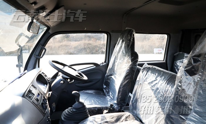 東風雙排卡車,右舵卡車底盤,東風輕卡底盤,多利卡雙排底盤,4*4底盤改裝廠家,越野專用車底盤,右舵底盤出口