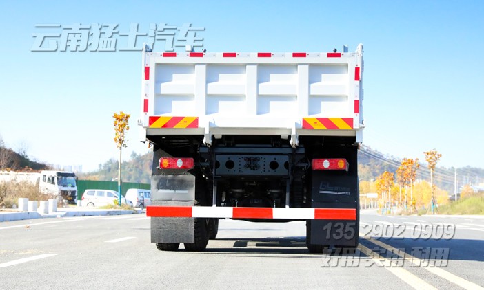 210馬力自卸車,10噸自卸車,工地礦區(qū)自卸,拉土石砂料卡車,自卸公路運輸車