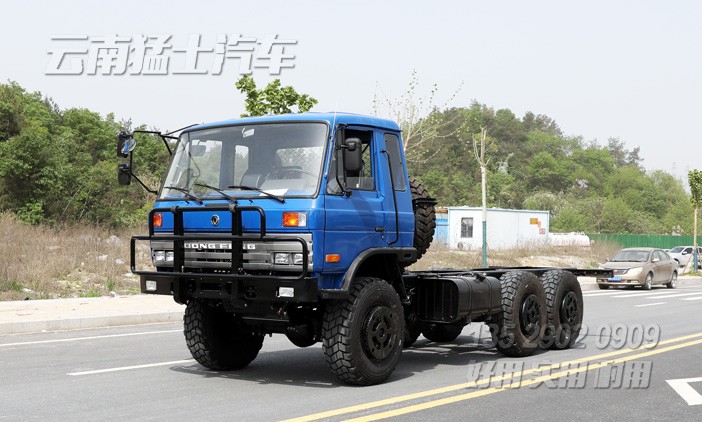 東風(fēng)六驅(qū),特種車底盤,加強(qiáng)型越野底盤,EQ2102GJ,10噸卡車底盤,6*6底盤配置