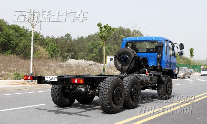 東風(fēng)六驅(qū),特種車底盤,加強(qiáng)型越野底盤,EQ2102GJ,10噸卡車底盤,6*6底盤配置