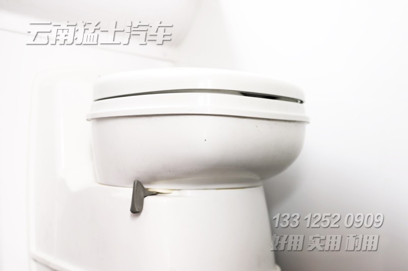 四驅(qū)依維柯房車(chē),房車(chē)內(nèi)飾,房車(chē)布局,房車(chē)功能,房車(chē)設(shè)計(jì)廠(chǎng)家