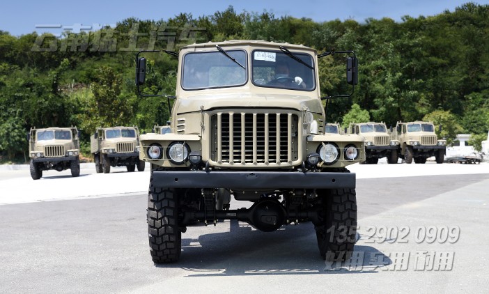 EQ2082E6DJ,東風(fēng)六驅(qū),二噸半越野車,6x6越野車,標(biāo)配卡車,長(zhǎng)頭卡車底盤