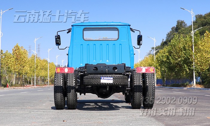 東風長頭4x2,專用車底盤,專用車廠家,尖頭輕型卡車,110馬力底盤,底盤定制生產