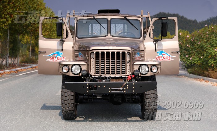 EQ2082,香檳色卡車(chē),東風(fēng)出口車(chē),東風(fēng)卡車(chē)廠家直銷(xiāo),專(zhuān)用貨車(chē),東風(fēng)六驅(qū)