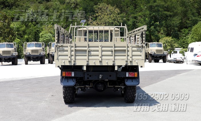 長(zhǎng)頭越野車,EQ240,六驅(qū)越野車,長(zhǎng)頭經(jīng)典卡車,絞盤卡車