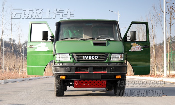 依維柯短頭,2405依維柯,9座卡車(chē),四驅(qū)微卡,小型越野卡車(chē)