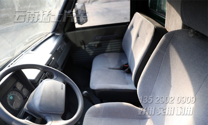 依維柯短頭,2405依維柯,9座卡車(chē),四驅(qū)微卡,小型越野卡車(chē)