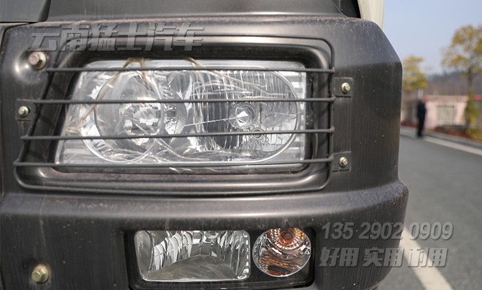 四驅(qū)翻斗車,東風(fēng)自卸車配置參數(shù),13噸自卸車,砂石運輸車
