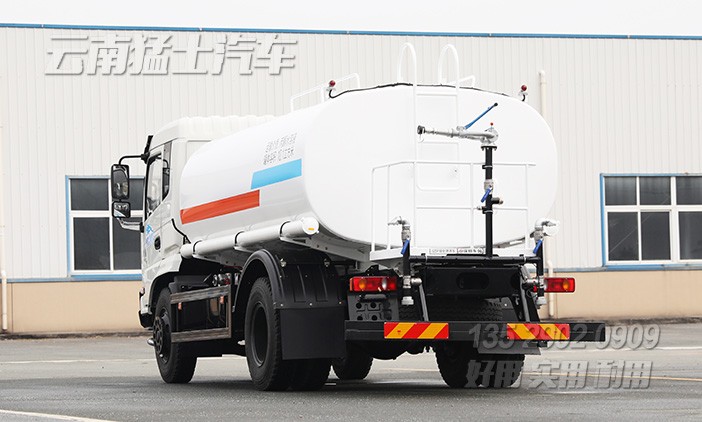 丙酮水溶液車,綠化噴灑車,市政環(huán)衛(wèi)車,10方灑水車,前噴后灑,泵進泵出,高壓水炮車,路面清洗車