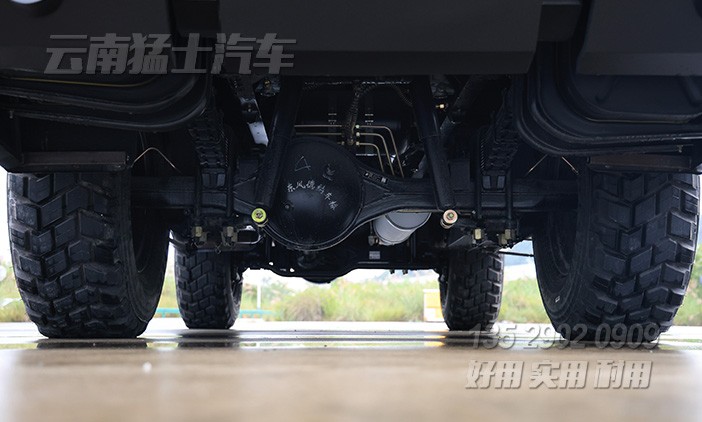 四驅(qū)客車,越野客車,23座客車,村村通,礦區(qū)通勤車,高底盤客車,觀光車